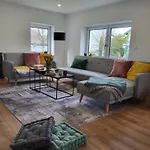 Σπίτι διακοπών Ala Living Familien-glueck - Modernes Haus - Parkplaetze - 4 Schlafzimmer - 5min Legoland & Autobahn *