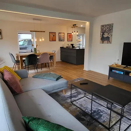 Ala Living Familien-glueck - Modernes Haus - Parkplaetze - 4 Schlafzimmer - 5min Legoland & Autobahn