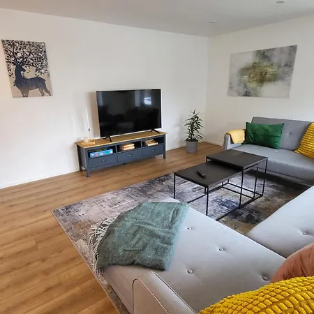 Holiday home Ala Living Familien-glueck - Modernes Haus - Parkplaetze - 4 Schlafzimmer - 5min Legoland & Autobahn Guenzburg